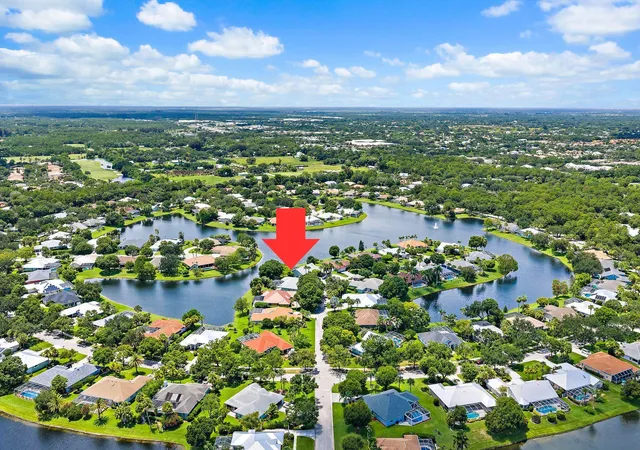 Photo 3 of Sale Pending at 2108 SW Oakwater Point, Palm City, FL 34990 | MLS# B26058559 | Listing updated on 2026-10-07