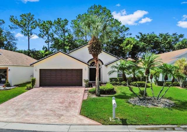 Photo 1 of Single family home for sale at 320 Hammocks Trl, Greenacres, FL 33413 | MLS# B26058668 | Listing updated on 2026-09-24