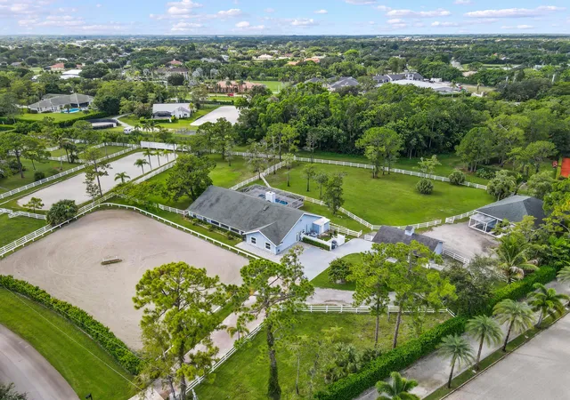 Photo 3 of Single family home for sale at 1401 Pelham Rd, Wellington, FL 33414 | MLS# B26058682 | Listing updated on 2026-10-07