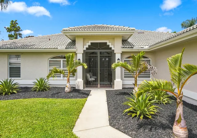 Photo 2 of Single family home for sale at 650 Se Hidden River Dr, Port Saint Lucie, FL 34983 | MLS# B26058789 | Listing updated on 2026-09-14