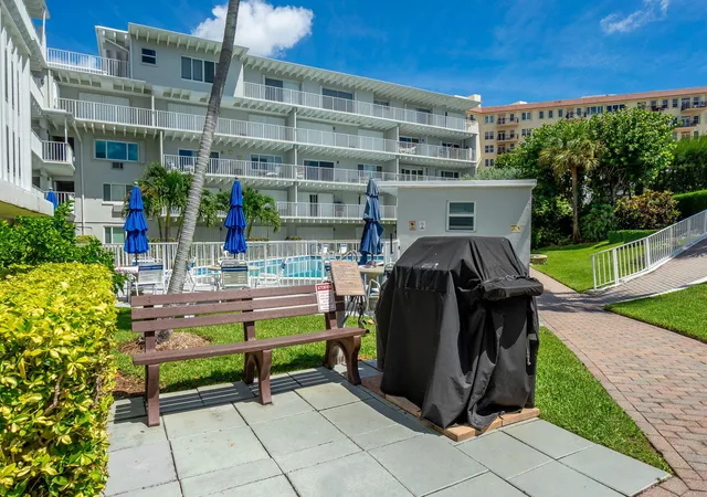 Photo 35 of Condo for sale at 3500 S Ocean Blvd #405, Palm Beach, FL 33480 | MLS# B26058825 | Listing updated on 2026-10-01