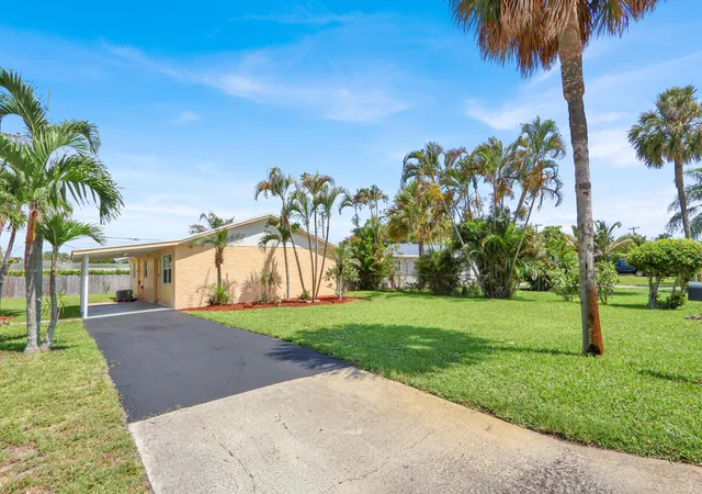 Photo 2 of Single family home for sale at 357 Garden Blvd, Palm Beach Gardens, FL 33410 | MLS# B26058870 | Listing updated on 2026-09-16