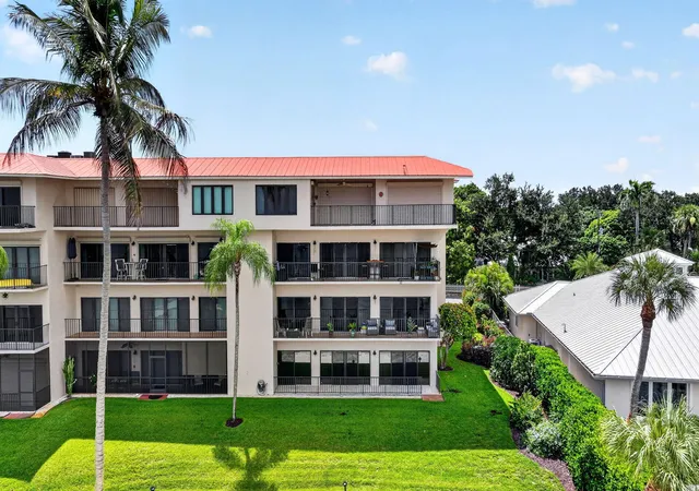 Photo 2 of Condo for sale at 624 Sw St Lucie Crescent #208, Stuart, FL 34994 | MLS# B26058894 | Listing updated on 2026-10-03