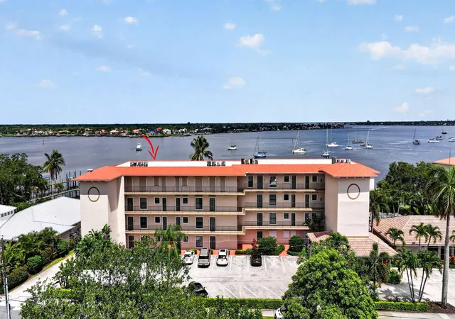 Photo 4 of Condo for sale at 624 SW St Lucie Crescent #208, Stuart, FL 34994 | MLS# B26058894 | Listing updated on 2026-10-03