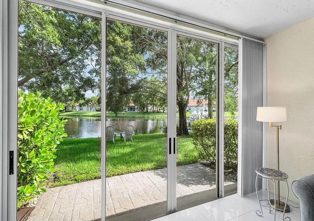Photo 3 of Sale Pending at 2623 Spiceberry Ln, Boynton Beach, FL 33436 | MLS# B26058949 | Listing updated on 2026-09-14