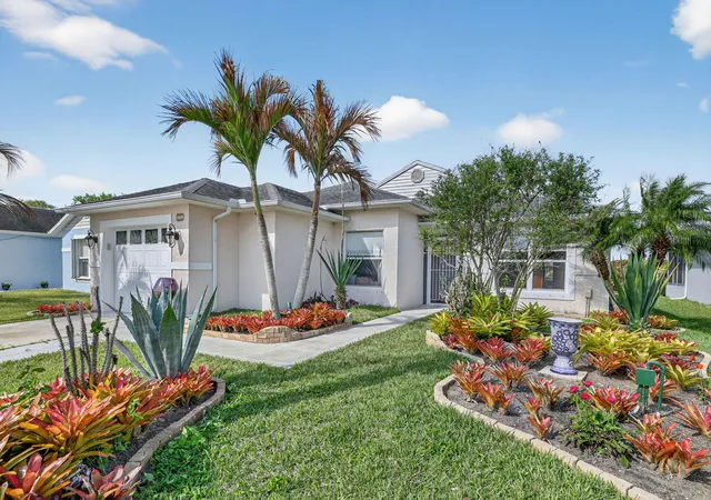 Photo 2 of Single family home for sale at 6713 Alemendra St, Fort Pierce, FL 34951 | MLS# B26059215 | Listing updated on 2026-09-13