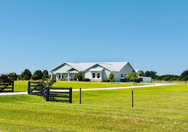 Photo 2 of Sale Pending at 6612 Se 26th Trail, Okeechobee, FL 34974 | MLS# B26059254 | Listing updated on 2026-09-14