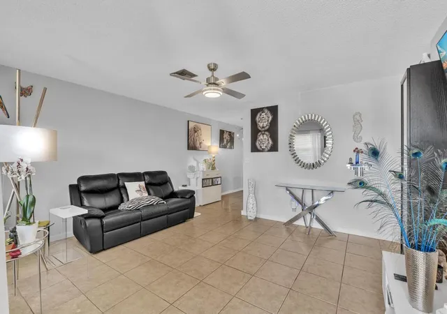 Photo 3 of Multi family home for sale at 560 564 Ne 35th Street, Oakland Park, FL 33334 | MLS# B26059518 | Listing updated on 2026-09-30