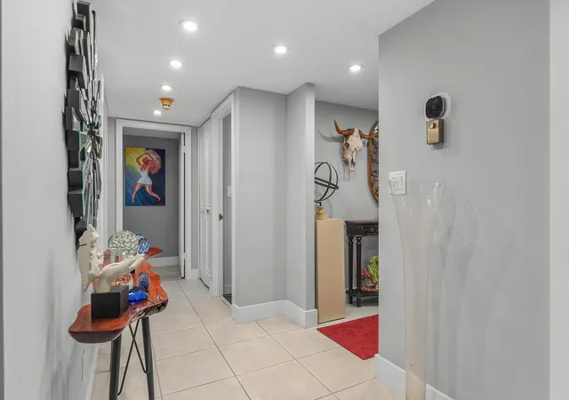 Photo 3 of Condo for sale at 3550 Galt Ocean Dr #1707, Fort Lauderdale, FL 33308 | MLS# B26059859 | Listing updated on 2026-09-16