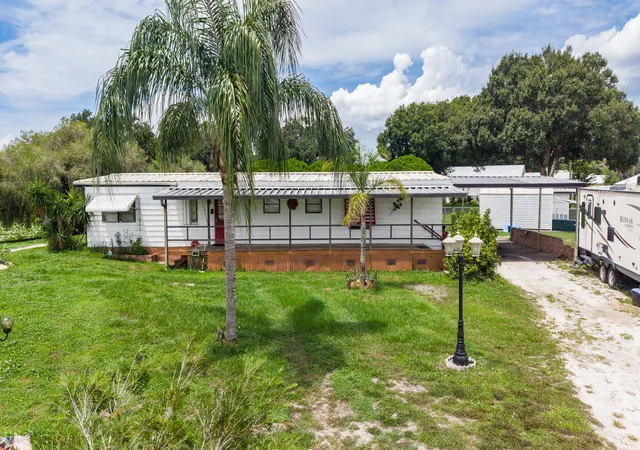Photo 1 of Single family home for sale at 2531 Se 19th Terrace, Okeechobee, FL 34974 | MLS# B26059909 | Listing updated on 2026-10-02