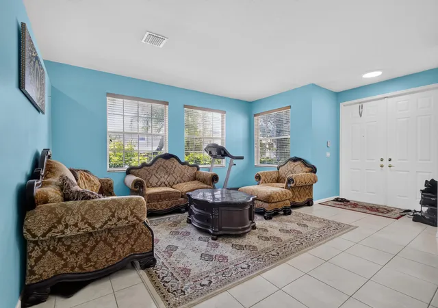Photo 4 of Single family home for sale at 9080 Dupont Pl, Wellington, FL 33414 | MLS# B26060021 | Listing updated on 2026-09-23