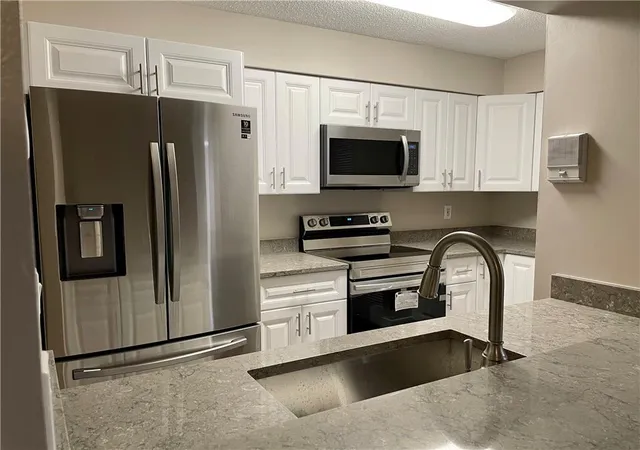 Photo 4 of Condo for sale at 1674 NW 81st Way #1674, Plantation, FL 33322 | MLS# B26060125 | Listing updated on 2026-09-15