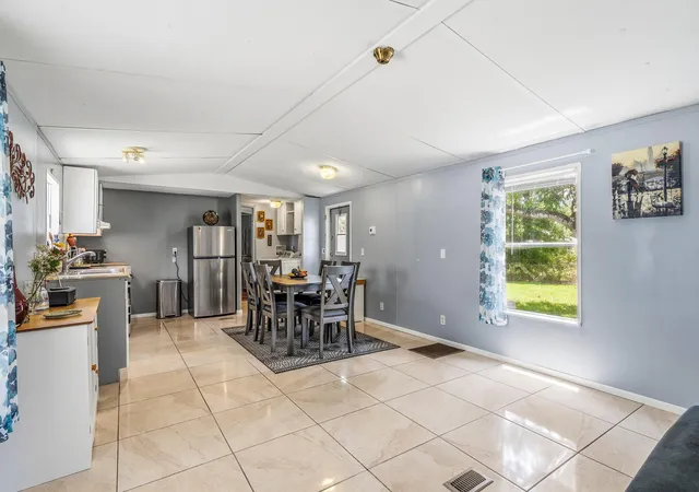 Photo 4 of Manufactured home for sale at 5133 Melissa Ln, Fort Pierce, FL 34946 | MLS# B26060354 | Listing updated on 2026-09-15