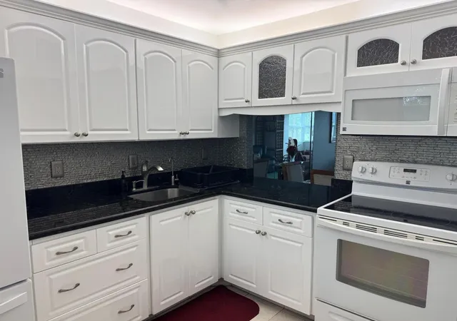 Photo 3 of Sale Pending at 3180 Holiday Springs Blvd #5-309, Margate, FL 33063 | MLS# B26060659 | Listing updated on 2026-09-14
