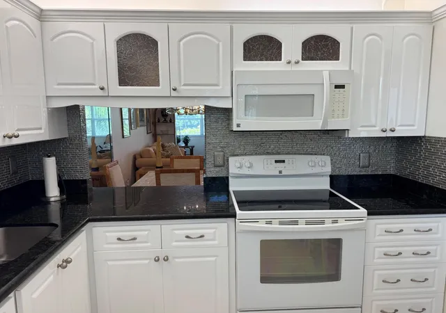 Photo 4 of Sale Pending at 3180 Holiday Springs Blvd #5-309, Margate, FL 33063 | MLS# B26060659 | Listing updated on 2026-09-14