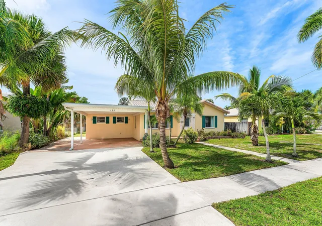 Photo 3 of Single family home for sale at 122 Euclid Blvd, Lantana, FL 33462 | MLS# B26060723 | Listing updated on 2026-09-23