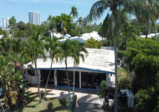 Photo 2 of Single family home for sale at 11 Sunset Ln, Pompano Beach, FL 33062 | MLS# B26060959 | Listing updated on 2026-09-14