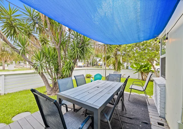 Photo 4 of Single family home for sale at 400 45th Street, West Palm Beach, FL 33407 | MLS# B26061020 | Listing updated on 2026-09-14