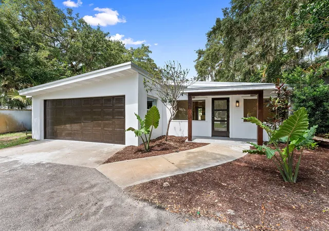 Photo 1 of Single family home for sale at 3615 Indian River Dr E, Vero Beach, FL 32963 | MLS# B26061056 | Listing updated on 2026-09-23