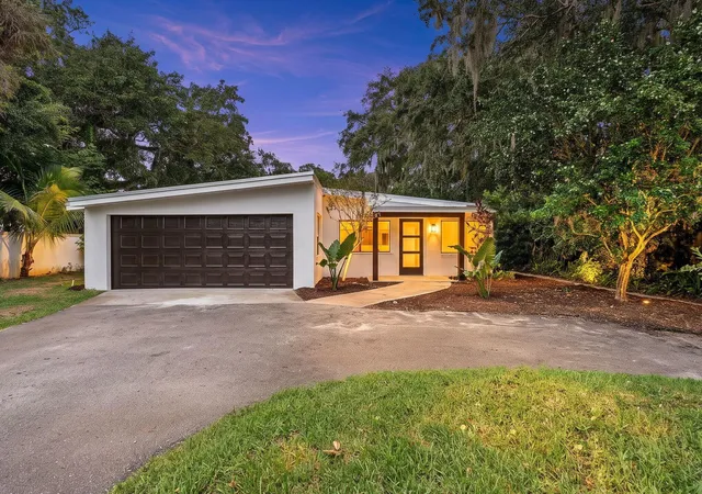 Photo 3 of Single family home for sale at 3615 Indian River Dr E, Vero Beach, FL 32963 | MLS# B26061056 | Listing updated on 2026-09-23