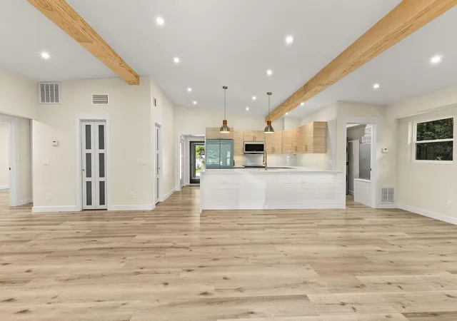 Photo 3 of Single family home for sale at 3615 Indian River Dr E, Vero Beach, FL 32963 | MLS# B26061056 | Listing updated on 2026-09-23