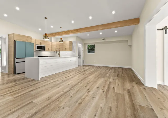 Photo 4 of Single family home for sale at 3615 Indian River Dr E, Vero Beach, FL 32963 | MLS# B26061056 | Listing updated on 2026-09-23