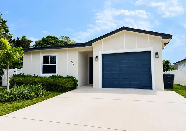 Photo 1 of Single family home for sale at 200 Marie Dr, West Palm Beach, FL 33415 | MLS# B26061127 | Listing updated on 2026-09-13