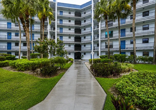 Photo 1 of Condo for sale at 4640 Lucerne Lakes Blvd W #404, Lake Worth, FL 33467 | MLS# B26061171 | Listing updated on 2026-09-15