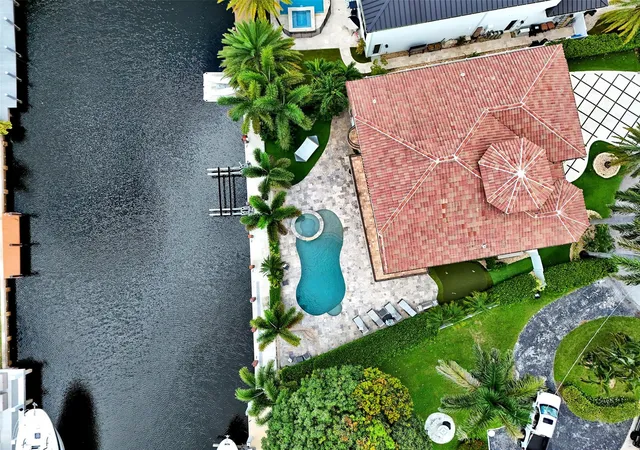 Photo 3 of Single family home for sale at 4930 Ne 27th Terrace, Lighthouse Point, FL 33064 | MLS# B26061252 | Listing updated on 2026-09-16