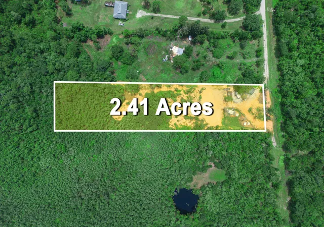 Photo 3 of Sale Pending at 125 Persimmon Trl, Lake Placid, FL 33852 | MLS# B26061312 | Listing updated on 2026-09-15
