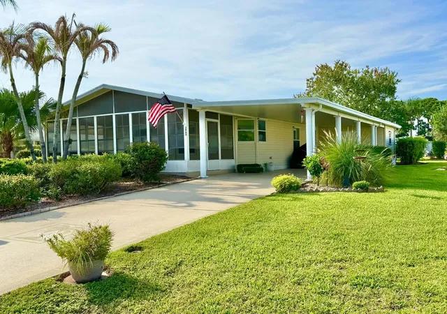 Photo 3 of Single family home for sale at 3060 Five Iron Dr, Port Saint Lucie, FL 34952 | MLS# B26061403 | Listing updated on 2026-09-14