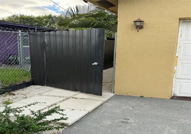 Photo 3 of Single family home for sale at 1136 Nw 5th Court, Fort Lauderdale, FL 33311 | MLS# B26061445 | Listing updated on 2026-09-14