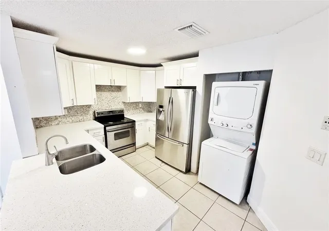 Photo 4 of Single family home for sale at 1136 NW 5th Court, Fort Lauderdale, FL 33311 | MLS# B26061445 | Listing updated on 2026-09-14