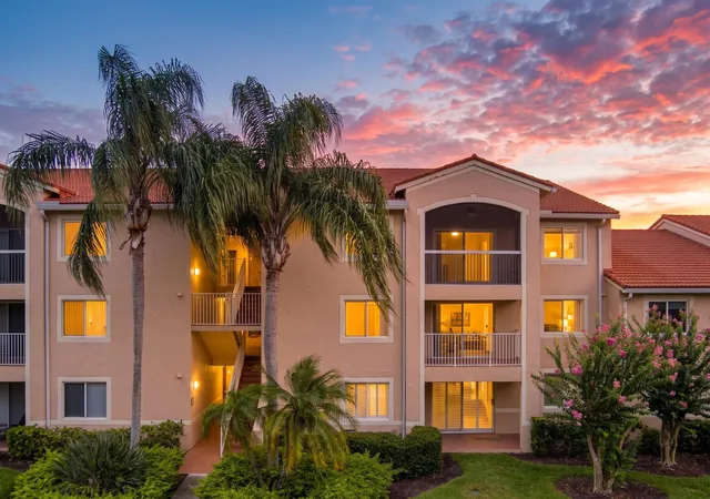 Photo 3 of Sale Pending at 1640 N 42nd Circle #209, Vero Beach, FL 32967 | MLS# B26061463 | Listing updated on 2026-10-07