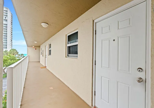 Photo 3 of Condo for sale at 2929 S Ocean #315, Boca Raton, FL 33432 | MLS# B26061545 | Listing updated on 2026-09-15