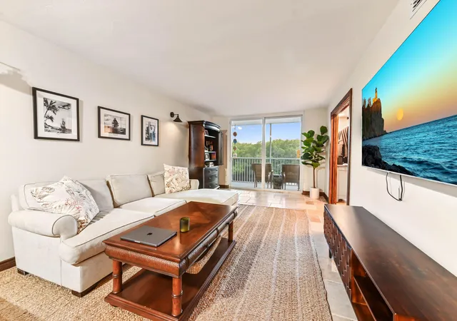 Photo 2 of Condo for sale at 689 Ne 6th Court #2090, Boynton Beach, FL 33435 | MLS# B26061731 | Listing updated on 2026-09-14