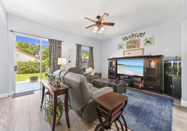 Photo 3 of Single family home for sale at 4442 Onega Cir, West Palm Beach, FL 33409 | MLS# B26061735 | Listing updated on 2026-09-23