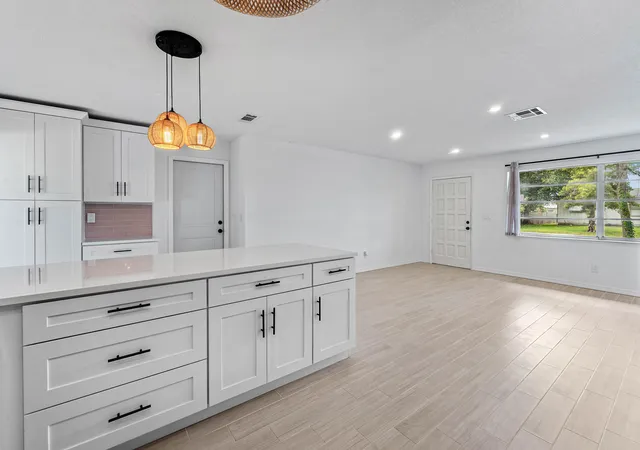 Photo 3 of Single family home for sale at 6185 Se Audubon Ln, Hobe Sound, FL 33455 | MLS# B26061751 | Listing updated on 2026-10-02
