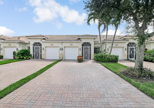 Photo 3 of Sale Pending at 9785 Galleon Dr, West Palm Beach, FL 33411 | MLS# B26061755 | Listing updated on 2026-09-15