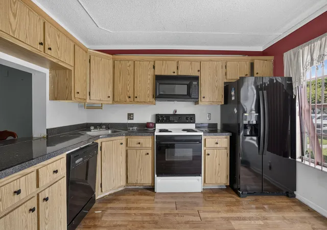 Photo 2 of Condo for sale at 3714 Savoy Ln #F, West Palm Beach, FL 33417 | MLS# B26061840 | Listing updated on 2026-09-14
