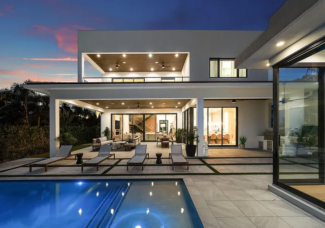 Photo 3 of Mansion for sale at 400 Ne 4th Street, Boca Raton, FL 33432 | MLS# B26061846 | Listing updated on 2026-09-14