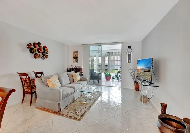 Photo 4 of Condo for sale at 14773 Cumberland Dr #102 D, Delray Beach, FL 33446 | MLS# B26061896 | Listing updated on 2026-09-14