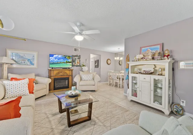 Photo 4 of Condo for sale at 406 Sandpiper Dr #A, Fort Pierce, FL 34982 | MLS# B26061955 | Listing updated on 2026-09-14