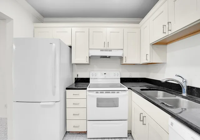 Photo 3 of Condo for sale at 200 Waterway Dr S #105, Lantana, FL 33462 | MLS# B26061978 | Listing updated on 2026-10-03