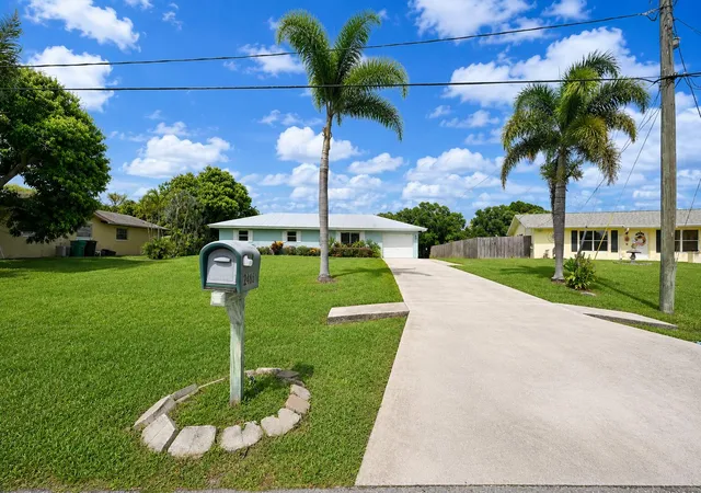 Photo 2 of Single family home for sale at 2485 Se Sidonia St, Port Saint Lucie, FL 34952 | MLS# B26062233 | Listing updated on 2026-09-15