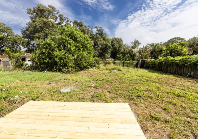 Photo 3 of Single family home for sale at 2308 Georgia Ave, Fort Pierce, FL 34950 | MLS# B26062291 | Listing updated on 2026-09-16