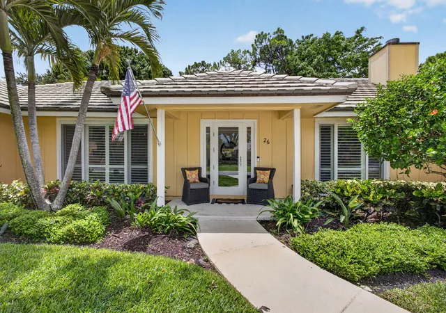 Photo 2 of Single family home for sale at 26 Cambria Rd W, Palm Beach Gardens, FL 33418 | MLS# B26062407 | Listing updated on 2026-09-15