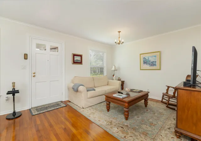 Photo 3 of Single family home for sale at 816 Avon Rd, West Palm Beach, FL 33401 | MLS# B26062575 | Listing updated on 2026-09-16
