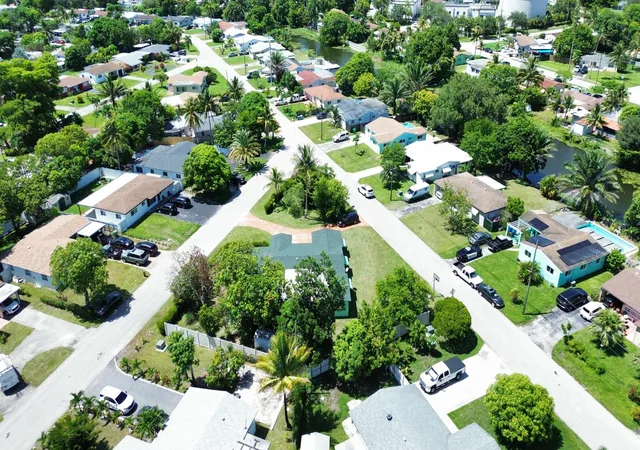 Photo 3 of Single family home for sale at 2907 Sw 67th Terrace, Miramar, FL 33023 | MLS# B26062652 | Listing updated on 2026-09-15