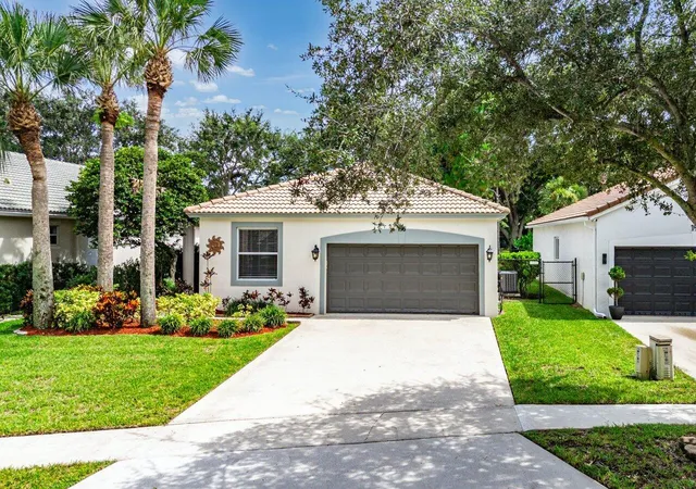 Photo 1 of Single family home for sale at 196 Seminole Lakes Dr, Royal Palm Beach, FL 33411 | MLS# B26062692 | Listing updated on 2026-09-13